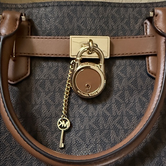 Michael Kors Hamilton Satchel - Picture 5 of 17